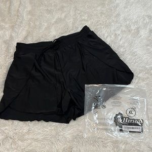 😊 NWT Herseas Swim Shorts
